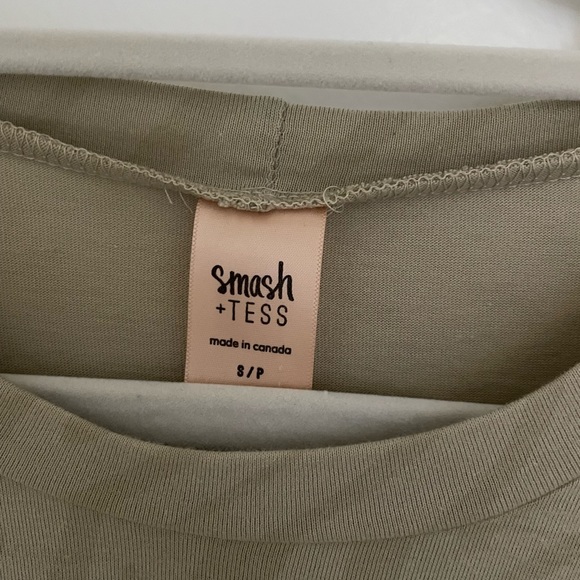 Smash and Tess Everyday T-shirt Dress in beige pattern, size small - Picture 5 of 7